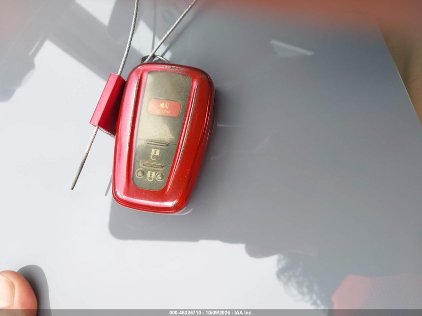 TOYOTA PRIUS - zdjęcie 11