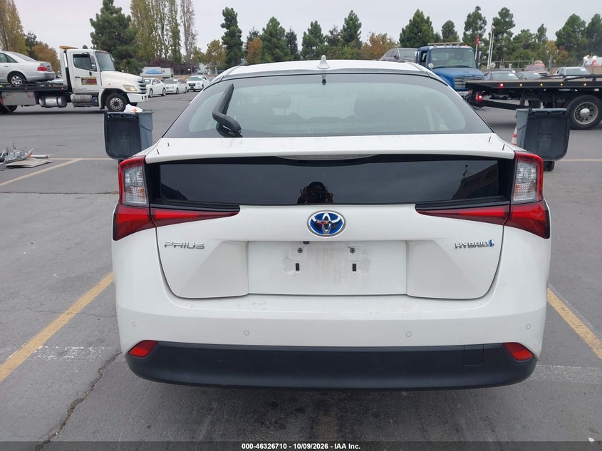 TOYOTA PRIUS - zdjęcie 17