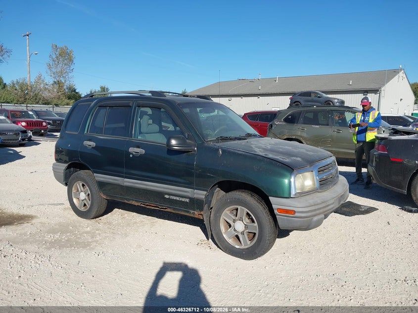 2004 CHEVROLET TRACKER