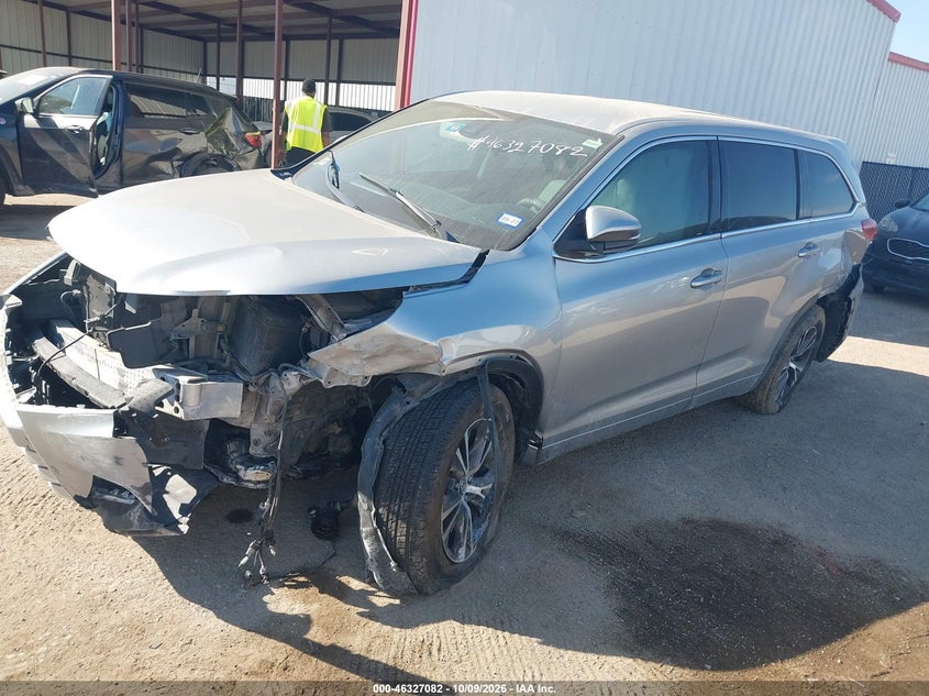 TOYOTA HIGHLANDER - zdjęcie 2