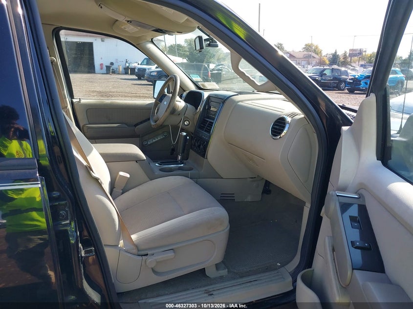 2006 FORD EXPLORER XLT · Фото 5