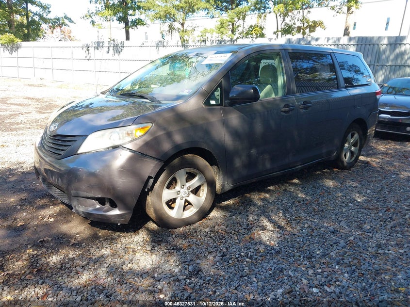 Vin: 5tdzk3dc3bs095564, lot: 46827784, toyota sienna base v6 20112
