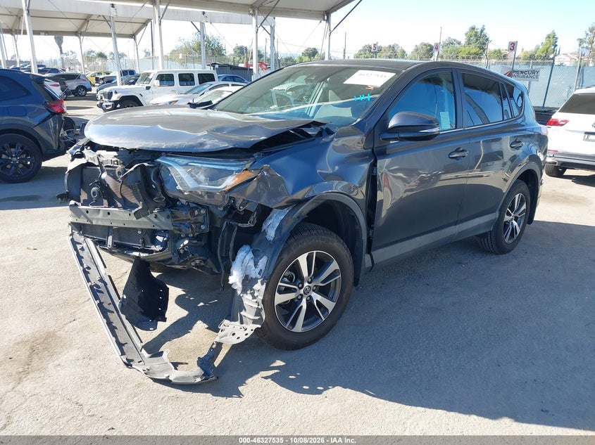 Vin: 2t3wfrev1jw497638, lot: 46827788, toyota rav4 xle 20182