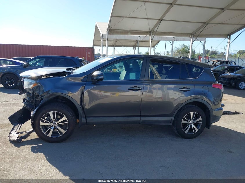 TOYOTA RAV4 - zdjęcie 15