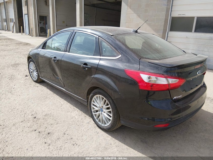 Vin: 1fadp3j28dl218146, lot: 46827852, ford focus titanium 20133