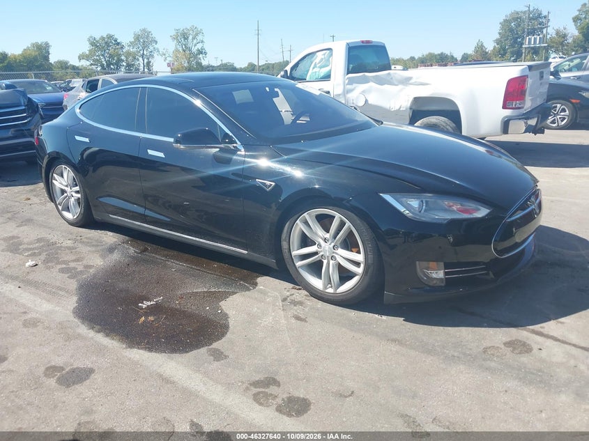 Vin: 5yjsa1dpxdfp04636, lot: 46827893, tesla model s performance 20131