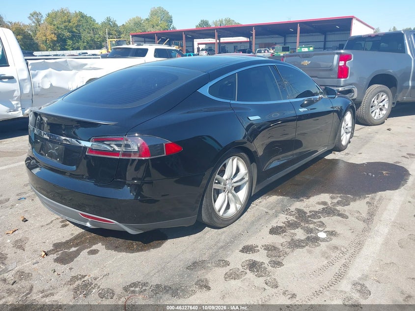 Vin: 5yjsa1dpxdfp04636, lot: 46827893, tesla model s performance 20134