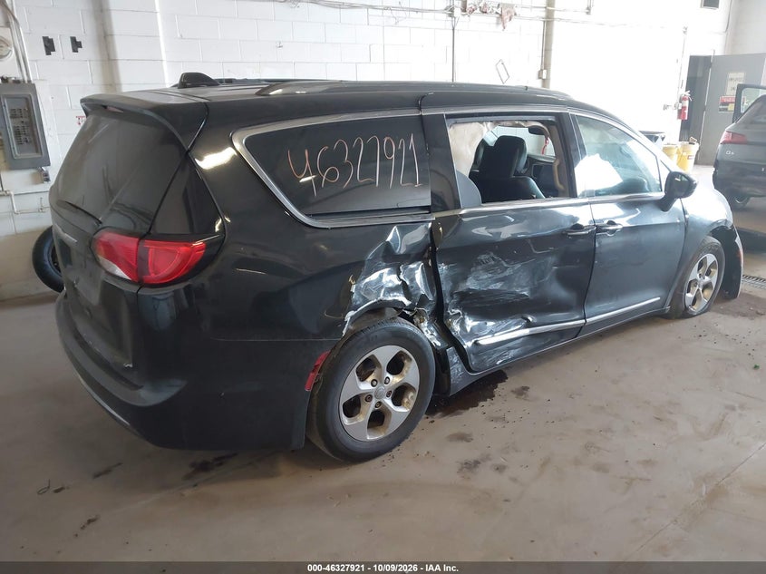 Vin: 2c4rc1egxhr648831, lot: 46828174, chrysler pacifica touring-l plus 20174