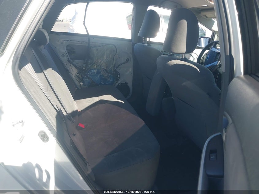 TOYOTA PRIUS 2011 VIN JTDKN3DUXB1472826