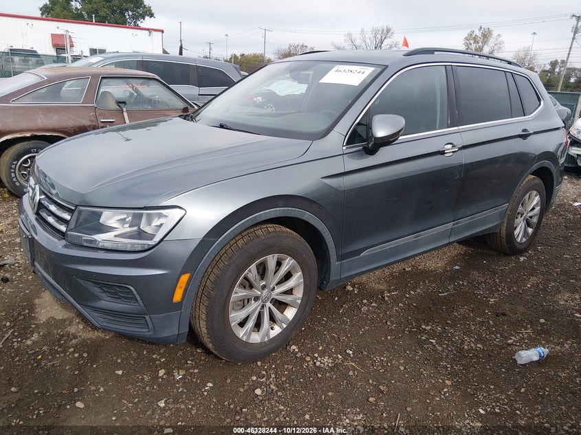 2018 Volkswagen Tiguan 2.0T Se/2.0T Sel, Правый зад, IAAI, VIN 3VV3B7AX7JM075399 — фото 2