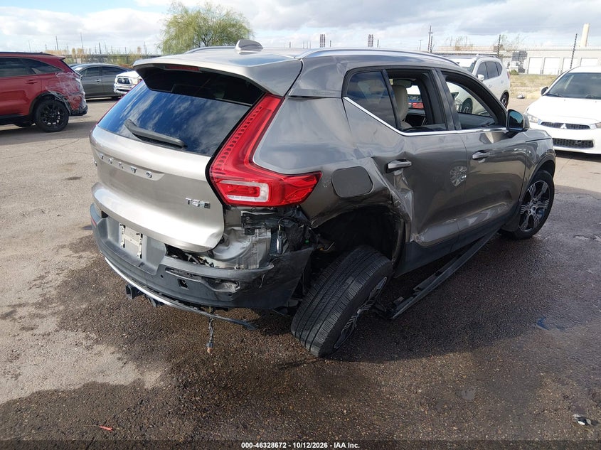 2020 VOLVO XC40 T5 INSCRIPTION · Фото 4