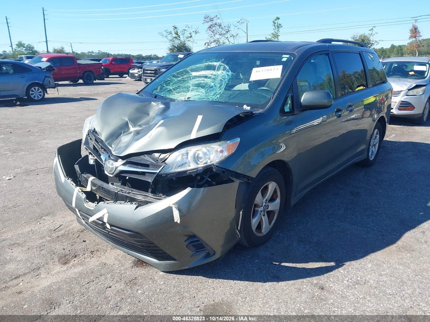 2018 Toyota Sienna Le 8 Passenger, Удар спереду, IAAI, VIN 5TDKZ3DCXJS949686 — фото 2