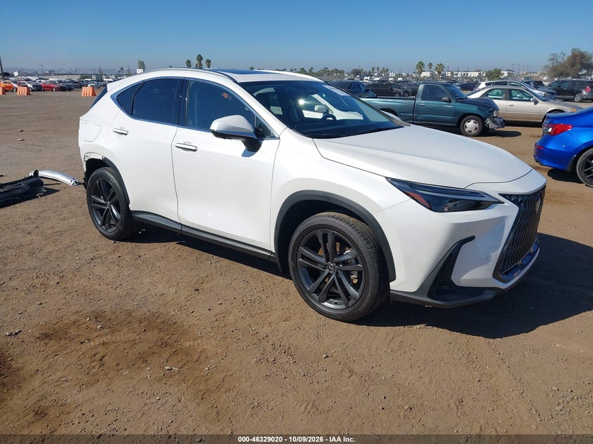 LEXUS NX 450H+ - zdjęcie 1