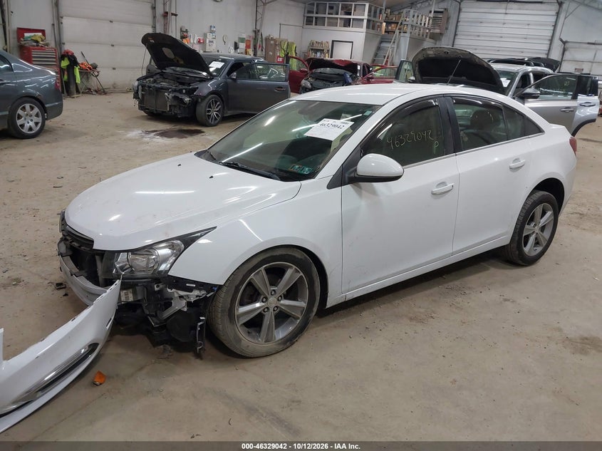 2015 Chevrolet Cruze 2Lt Auto, Left Front, IAAI, VIN 1G1PE5SB6F7259791 — photo 2