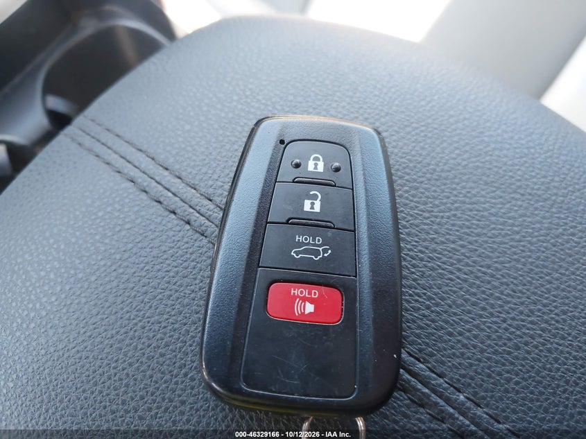 TOYOTA RAV4 - zdjęcie 11
