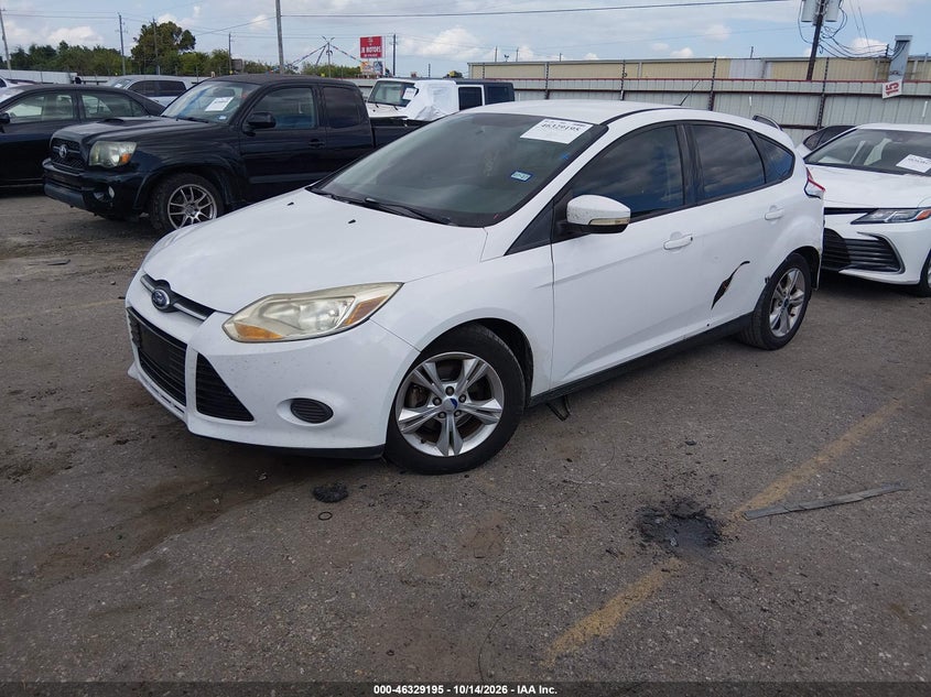 Vin: 1fadp3k27el293520, lot: 46829448, ford focus se 20142