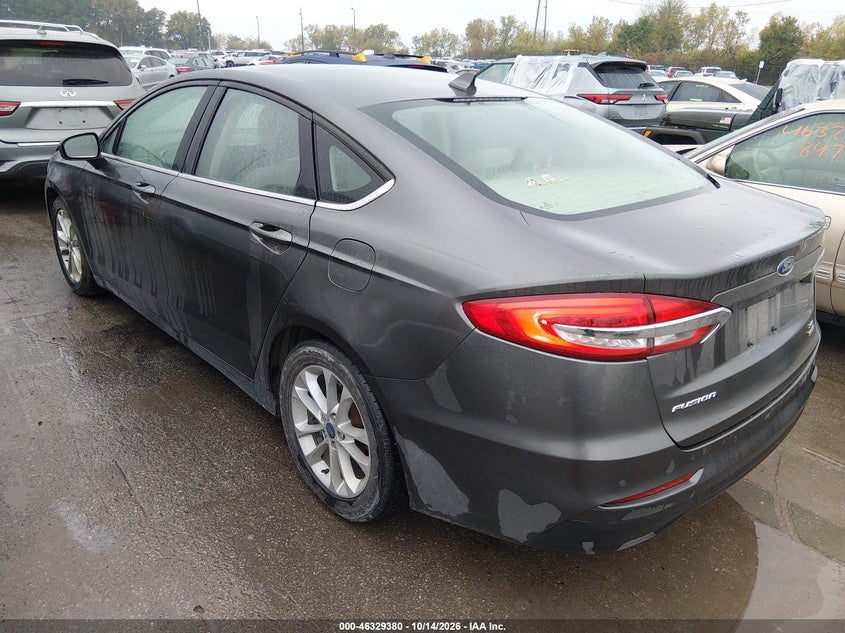 Vin: 3fa6p0hd7lr154244, lot: 46829633, ford fusion se 20203