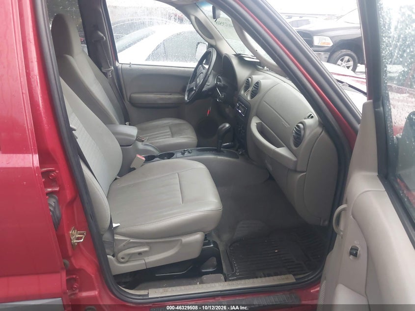 2005 JEEP LIBERTY SPORT · Фото 5