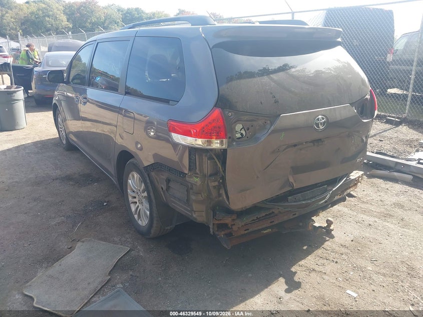 Vin: 5tdyk3dcxbs071306, lot: 46829802, toyota sienna xle v6 20114