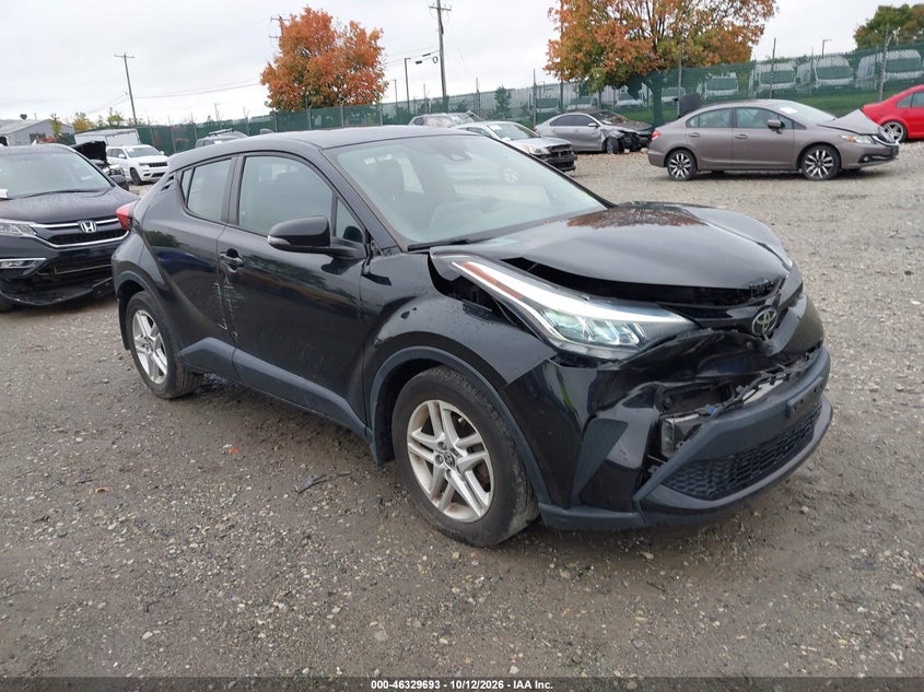 Vin: nmtkhmbx0mr125195, lot: 46829946, toyota c-hr le 20211