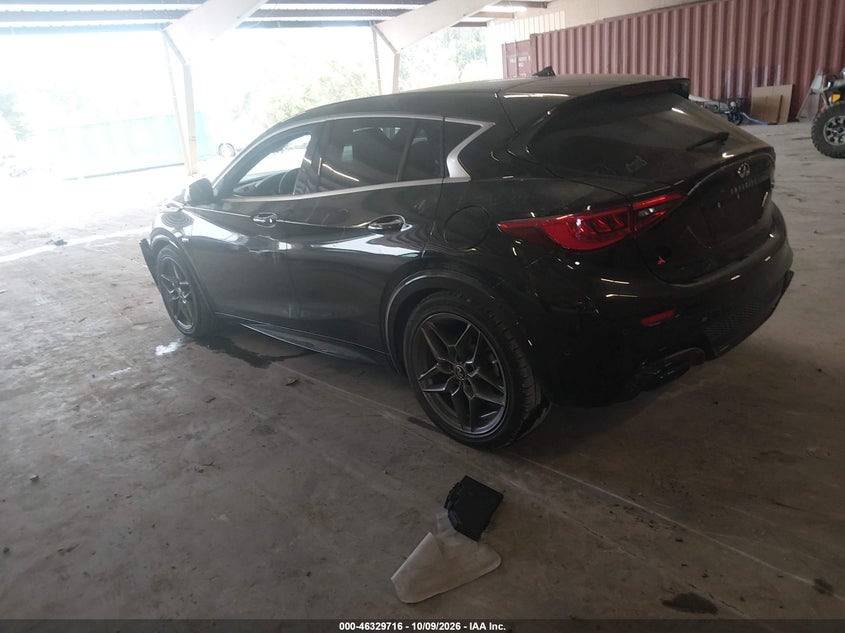 2017 INFINITI QX30 SPORT · Фото 3