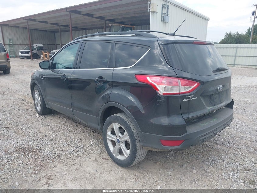 Vin: 1fmcu0gx2dua08762, lot: 46830024, ford escape se 20133