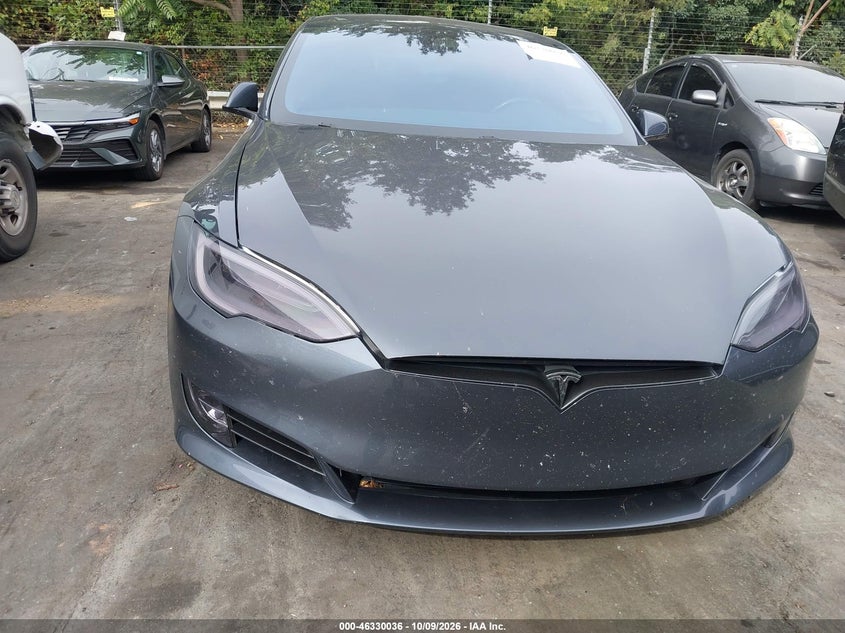 TESLA MODEL S - zdjęcie 6