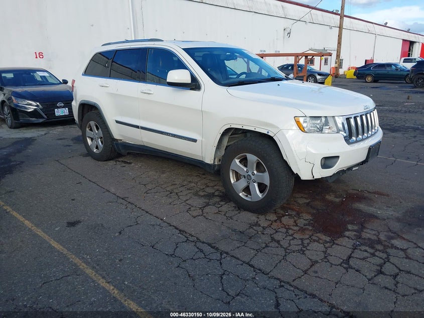 Vin: 1j4rr4gg2bc713923, lot: 46830403, jeep grand cherokee laredo 2011 img_1