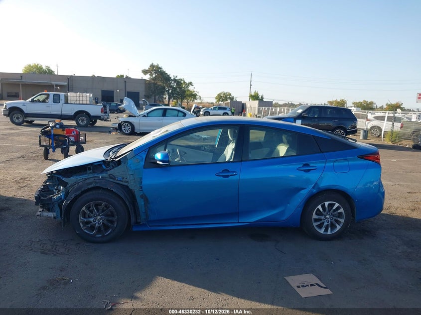 TOYOTA PRIUS - zdjęcie 14