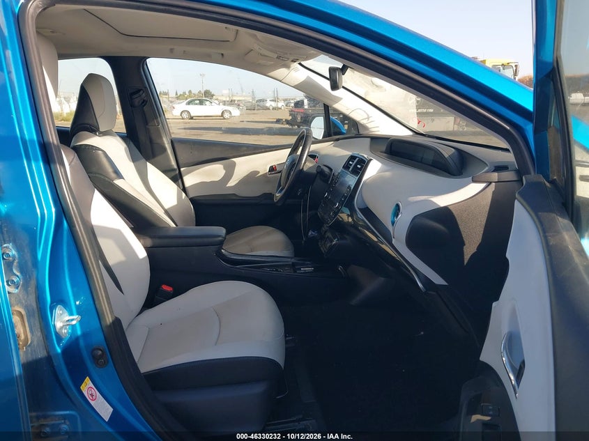 TOYOTA PRIUS - zdjęcie 5