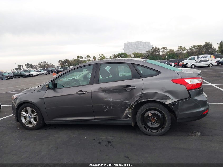 2014 FORD FOCUS SE · Фото 15