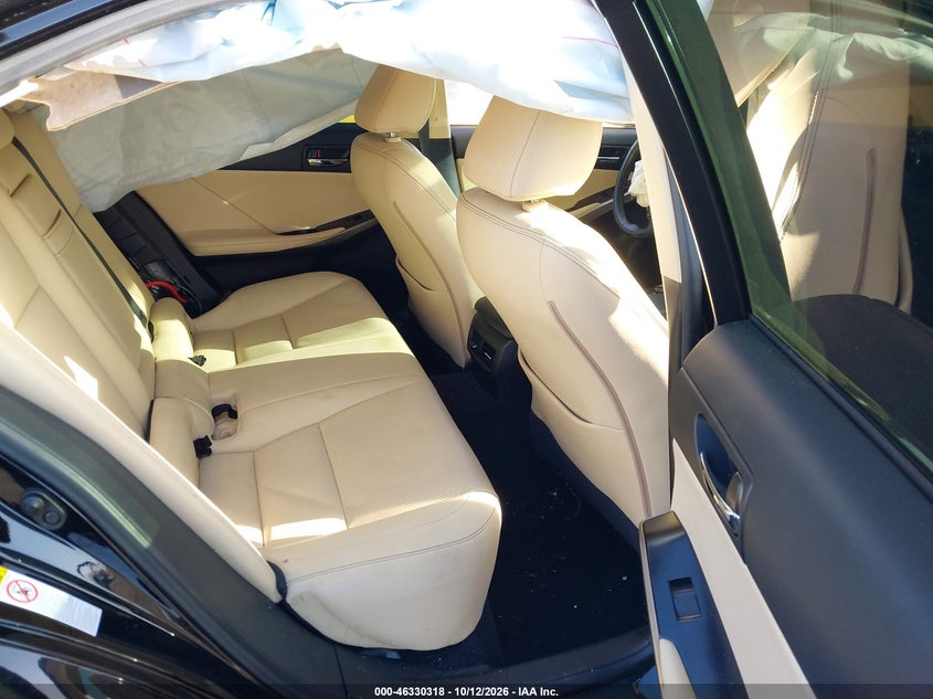2014 LEXUS IS 250 · Фото 8
