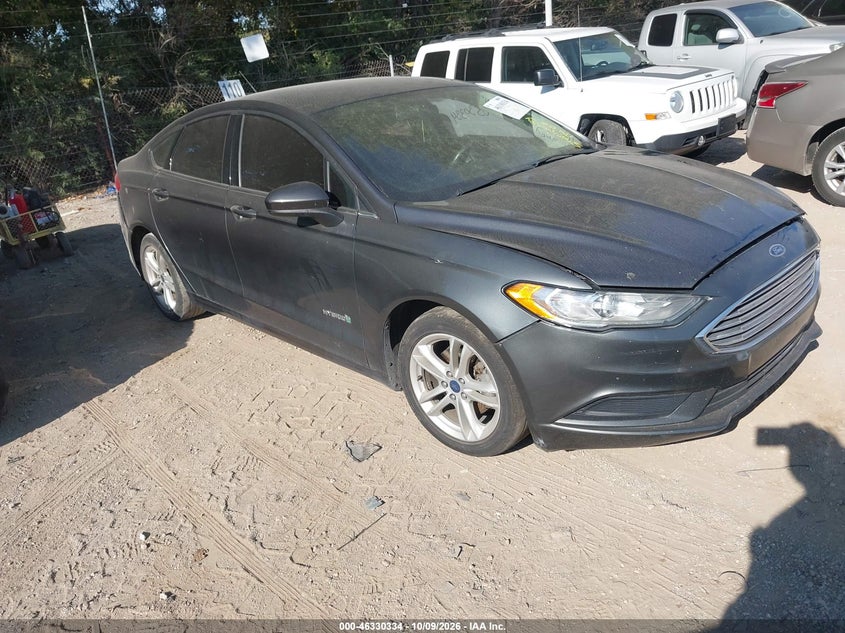 Vin: 3fa6p0lu7jr172229, lot: 46830587, ford fusion hybrid se 2018 img_1