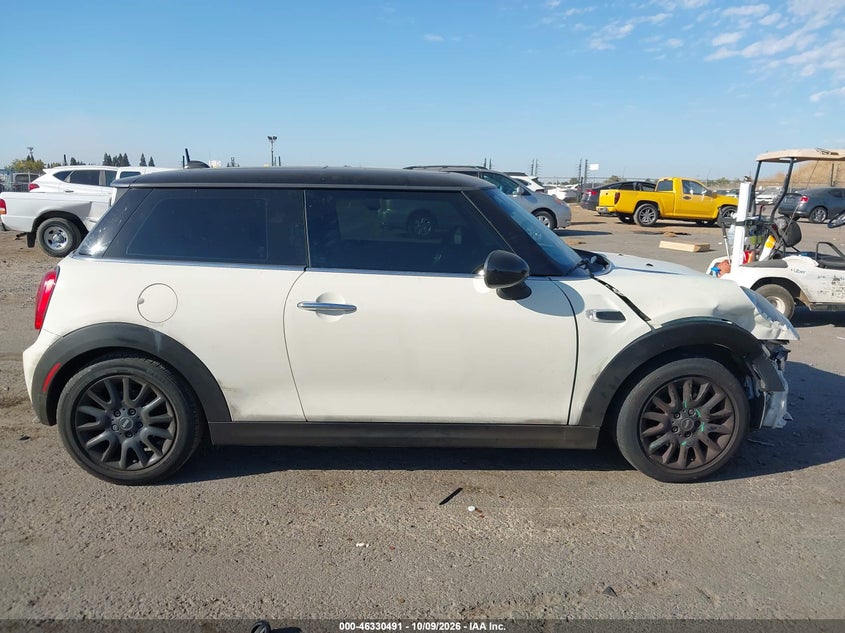 2017 MINI HARDTOP COOPER · Photo 14