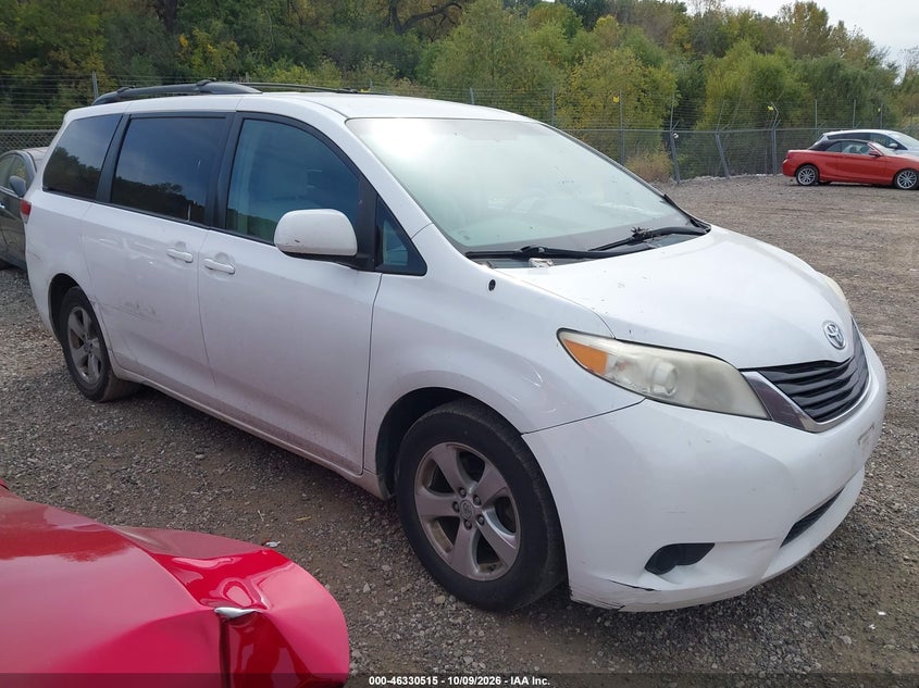 Vin: 5tdka3dc5cs011945, lot: 46830768, toyota sienna le 8 passenger 2012 img_1