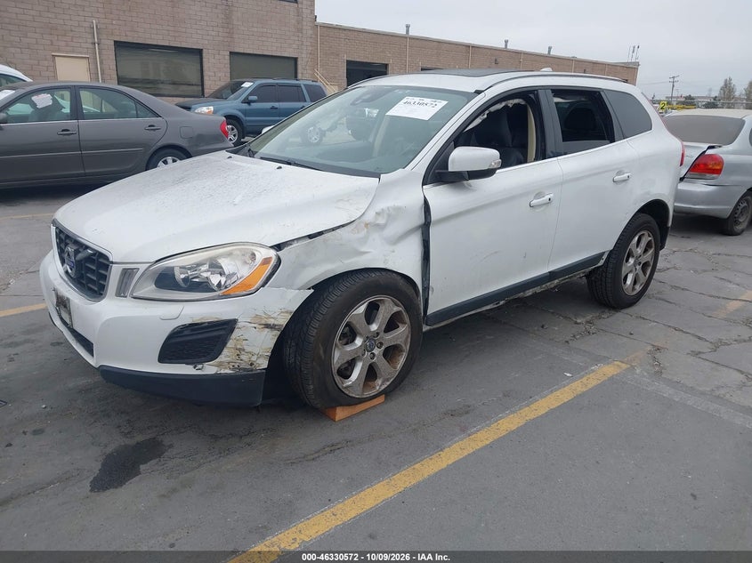 Vin: yv4940dz3d2399899, lot: 46830825, volvo xc60 3.2/3.2 platinum/3.2 premier/3.2 premier plus 20132