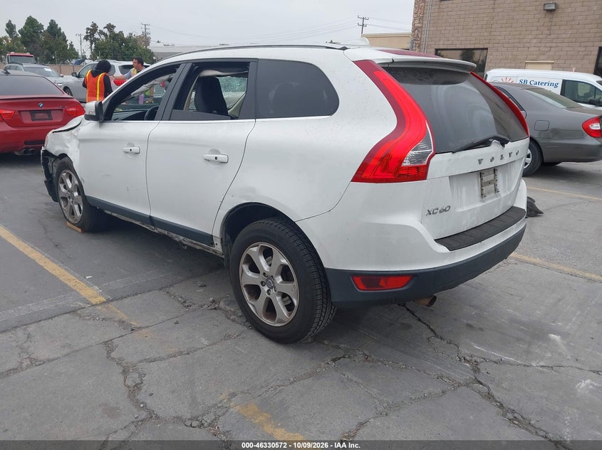 Vin: yv4940dz3d2399899, lot: 46830825, volvo xc60 3.2/3.2 platinum/3.2 premier/3.2 premier plus 20133