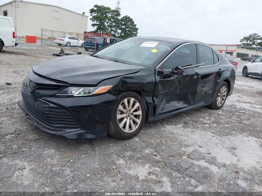 2018 Toyota Camry Le, Left Side, IAAI, VIN 4T1B11HKXJU566058 — photo 2