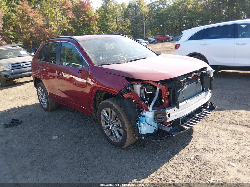Vin: 2t3a1rfv3sw590430, lot: 46830953, toyota rav4 xle premium 2025 img_1