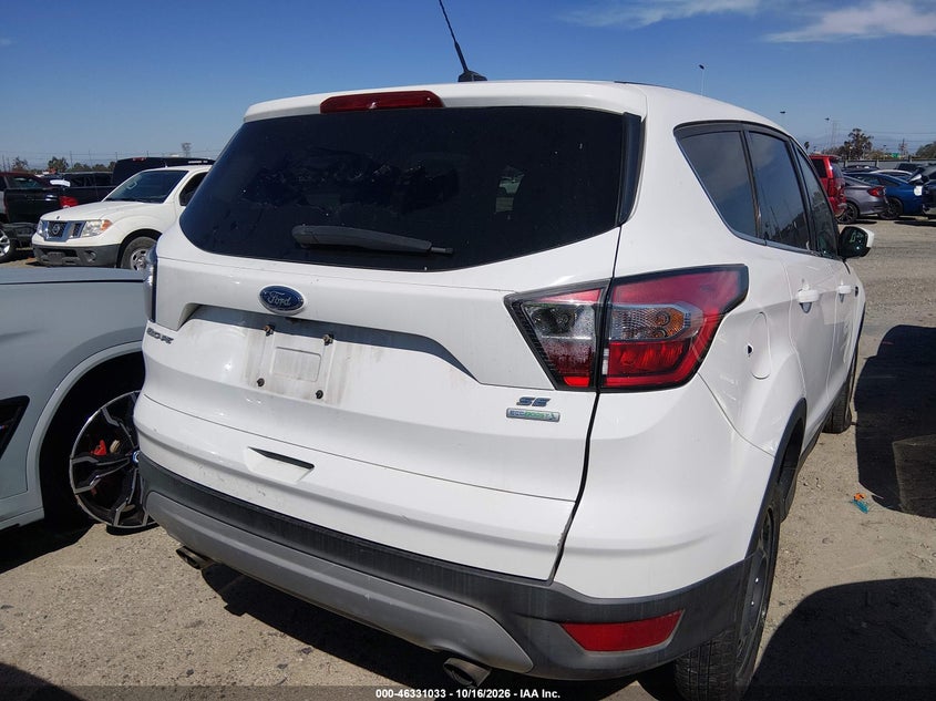 Vin: 1fmcu0gd9hua84359, lot: 46831286, ford escape se 20174