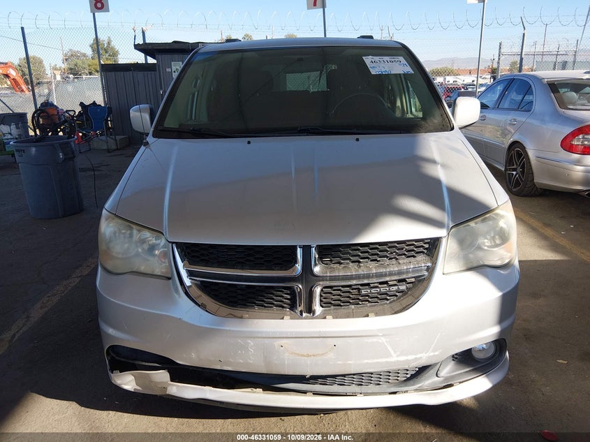 2011 DODGE GRAND CARAVAN CREW · Фото 13