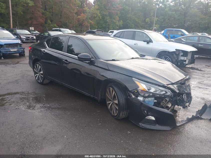 Vin: 1n4bl4cwxln323217, lot: 46831348, nissan altima sr intelligent awd 2020 img_1