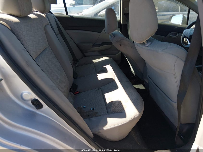 2015 HONDA CIVIC LX · Фото 8