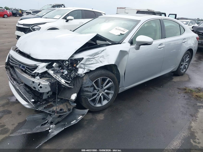 2018 Lexus Es 300H, Left Front, IAAI, VIN JTHBW1GG5J2169984 — photo 2