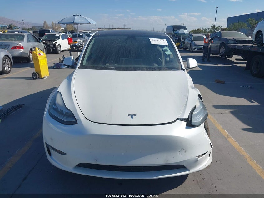 TESLA MODEL Y - zdjęcie 13