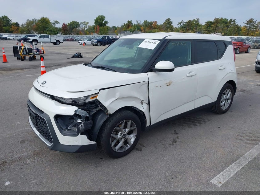 2020 Kia Soul S, Front End, IAAI, VIN KNDJ23AU0L7001145 — photo 2