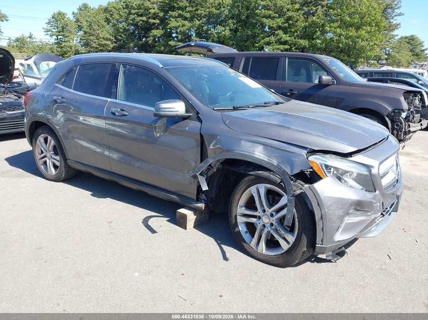 2016 MERCEDES-BENZ GLA 250 4MATIC