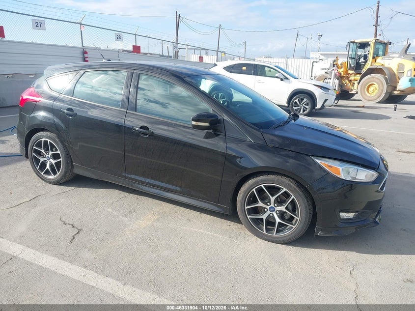 Vin: 1fadp3k25gl289274, lot: 46832157, ford focus se 2016 img_1