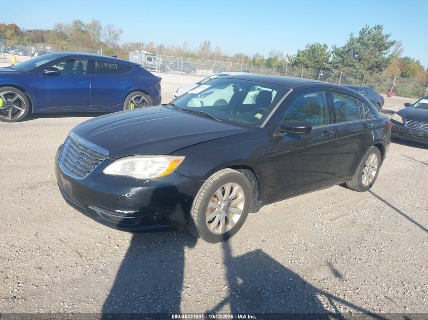 Vin: 1c3bc1fg1bn511740, lot: 46832184, chrysler 200 touring 20112