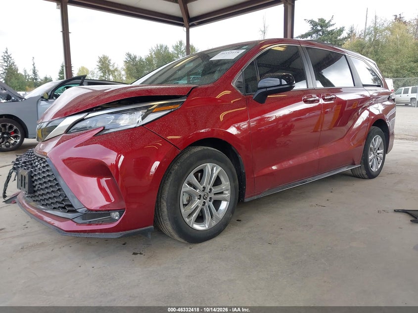 2022 Toyota Sienna Xse, Front End, IAAI, VIN 5TDDSKFC0NS055366 — photo 2